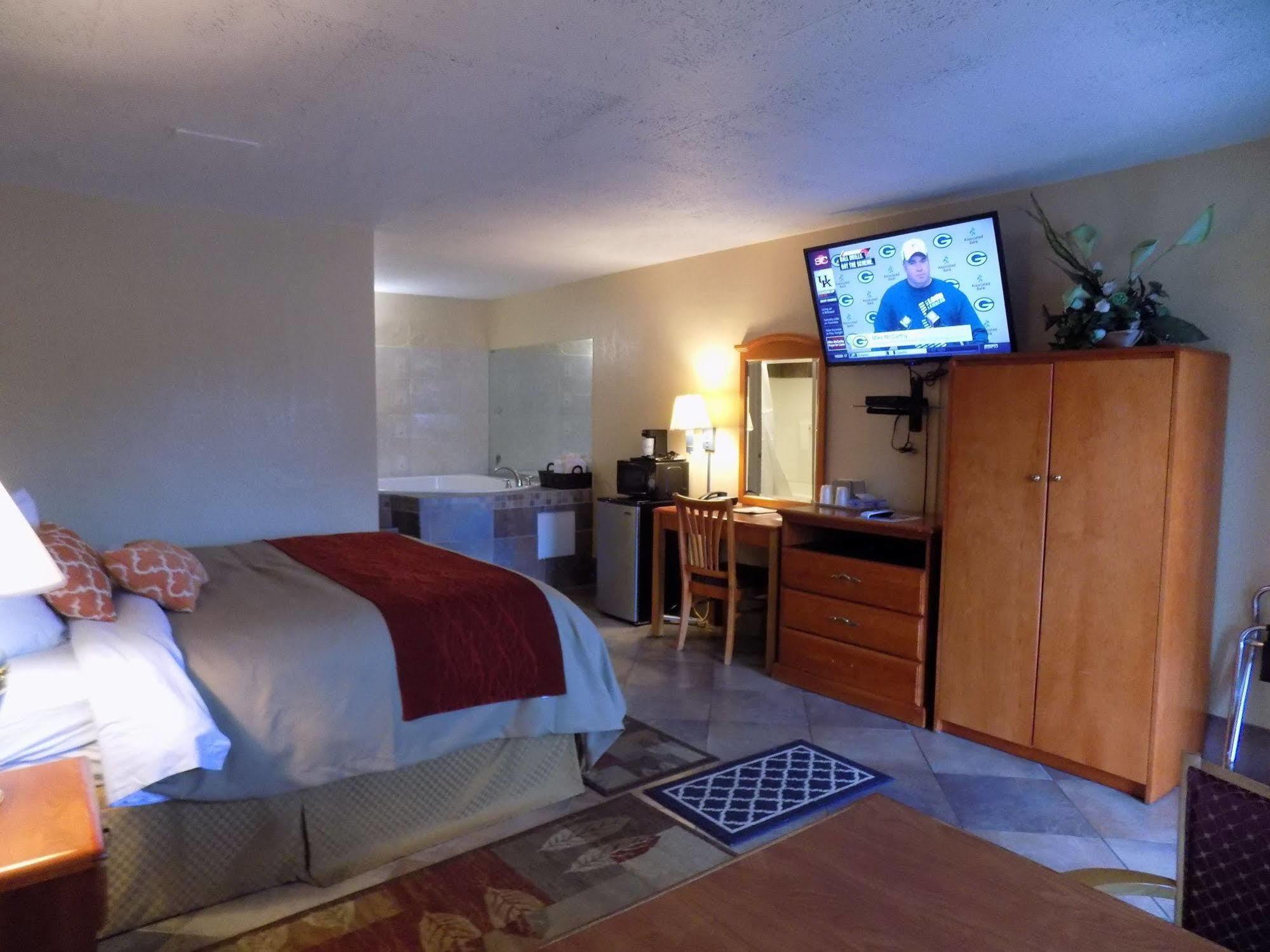 Virginia Motel Lawrence